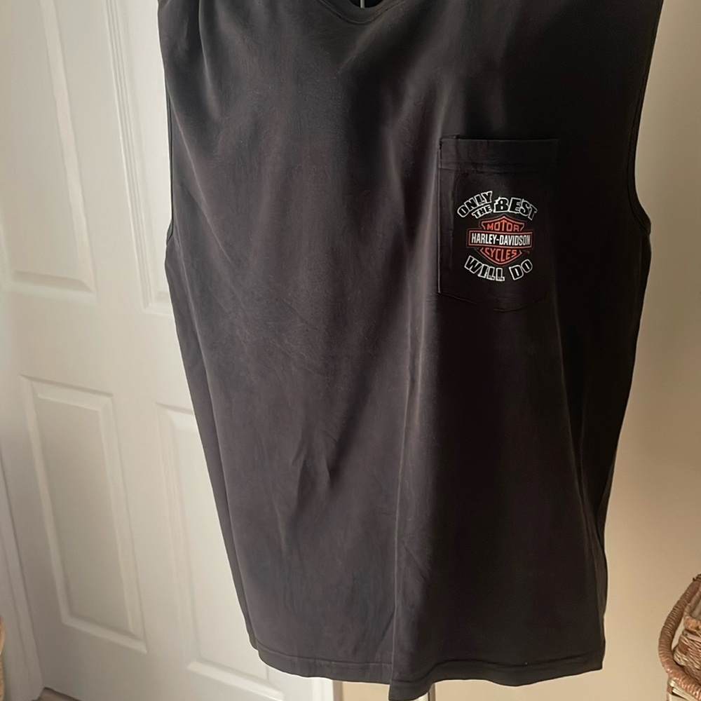 Men’s X-Large Harley sleeveless tshirt
